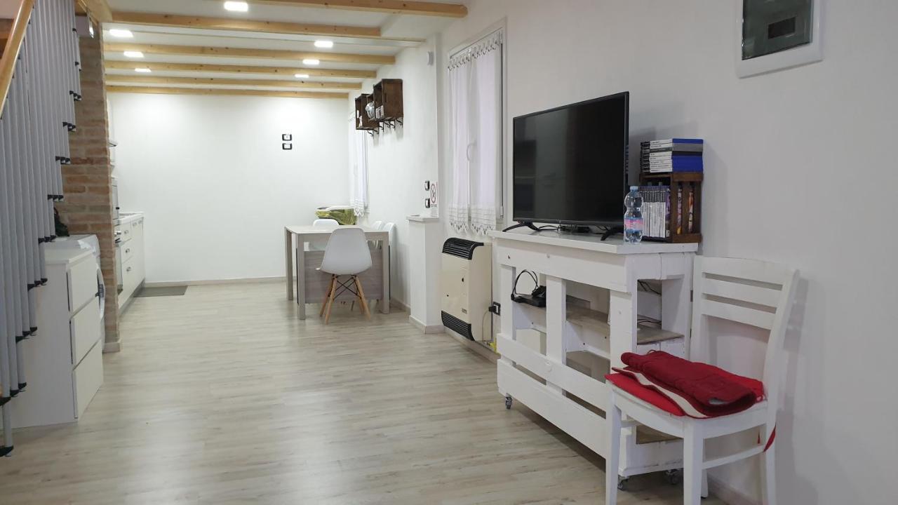 Bomboniera Apartment Comacchio Exterior foto